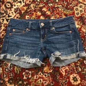 American Eagle cute jean shorts